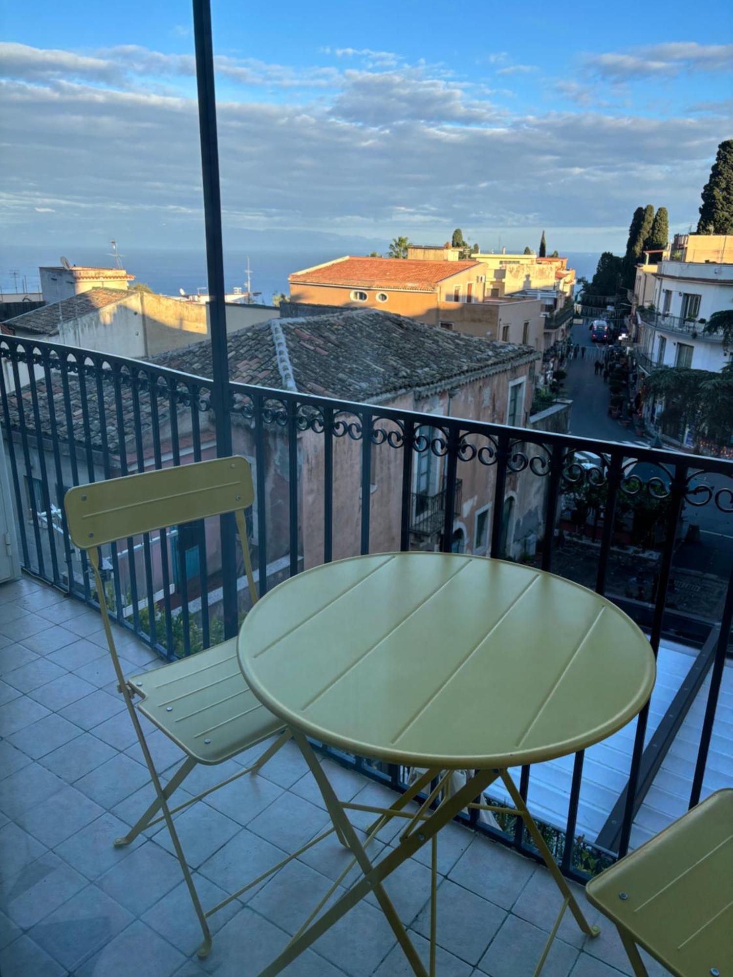 Apartamento C'Est La Vie Taormina Exterior foto