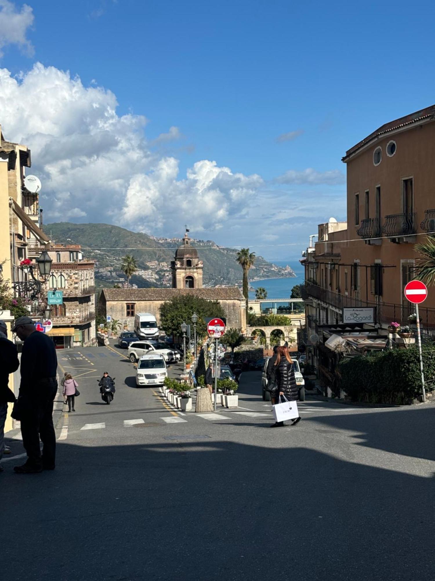 Apartamento C'Est La Vie Taormina Exterior foto